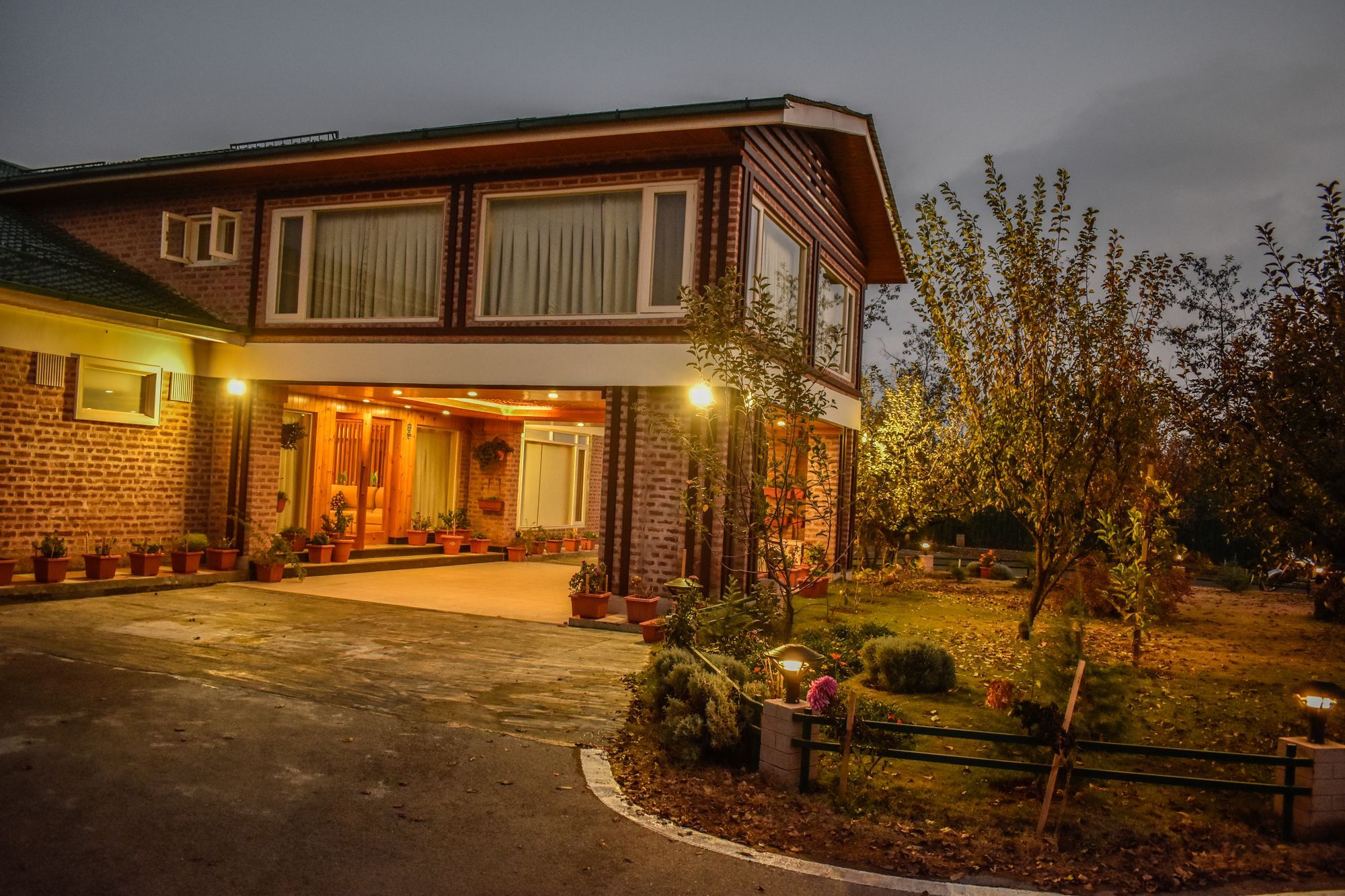 The Orchard Retreat & Spa Srīnagar Exterior foto